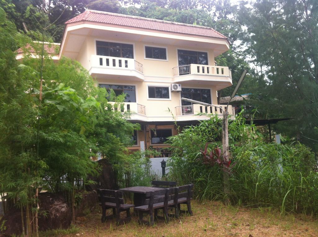 Feng Shui House Hotel Patong Kültér fotó